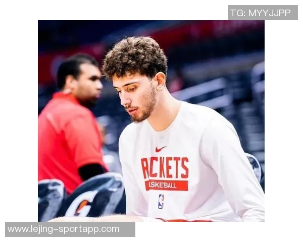 申京谈约基奇进攻能力出众但防守时常遭遇犯规困扰