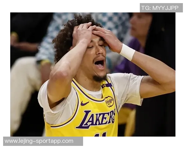 里夫斯称赞球队传球手实力认为正常情况下能占据90优势 里夫斯称赞球队传球手实力认为正常情况下能占据90优势