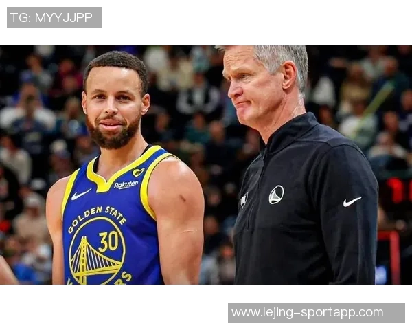 勇士新阵容亮相库里携手穆迪与威尔理查德共筑冠军梦想 勇士新阵容亮相库里携手穆迪与威尔理查德共筑冠军梦想