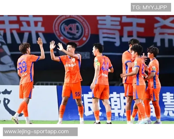 20岁彭啸中乙赛场展现锋芒三场梅开二度凌空爆射破门引关注 20岁彭啸中乙赛场展现锋芒三场梅开二度凌空爆射破门引关注